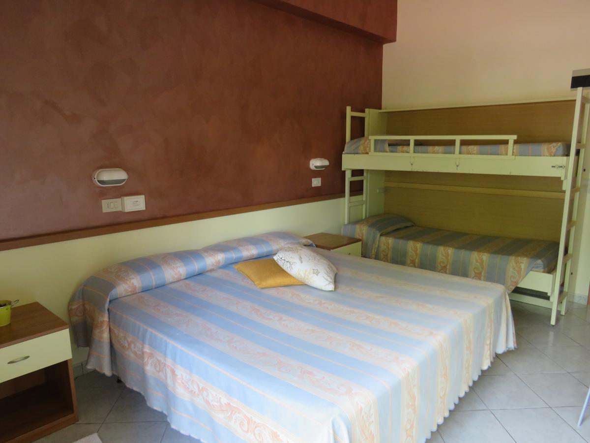 Hotel Solidea Ρίμινι Εξωτερικό φωτογραφία