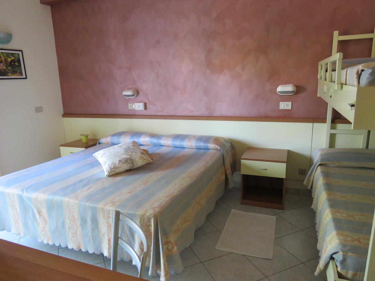 Hotel Solidea Ρίμινι Εξωτερικό φωτογραφία